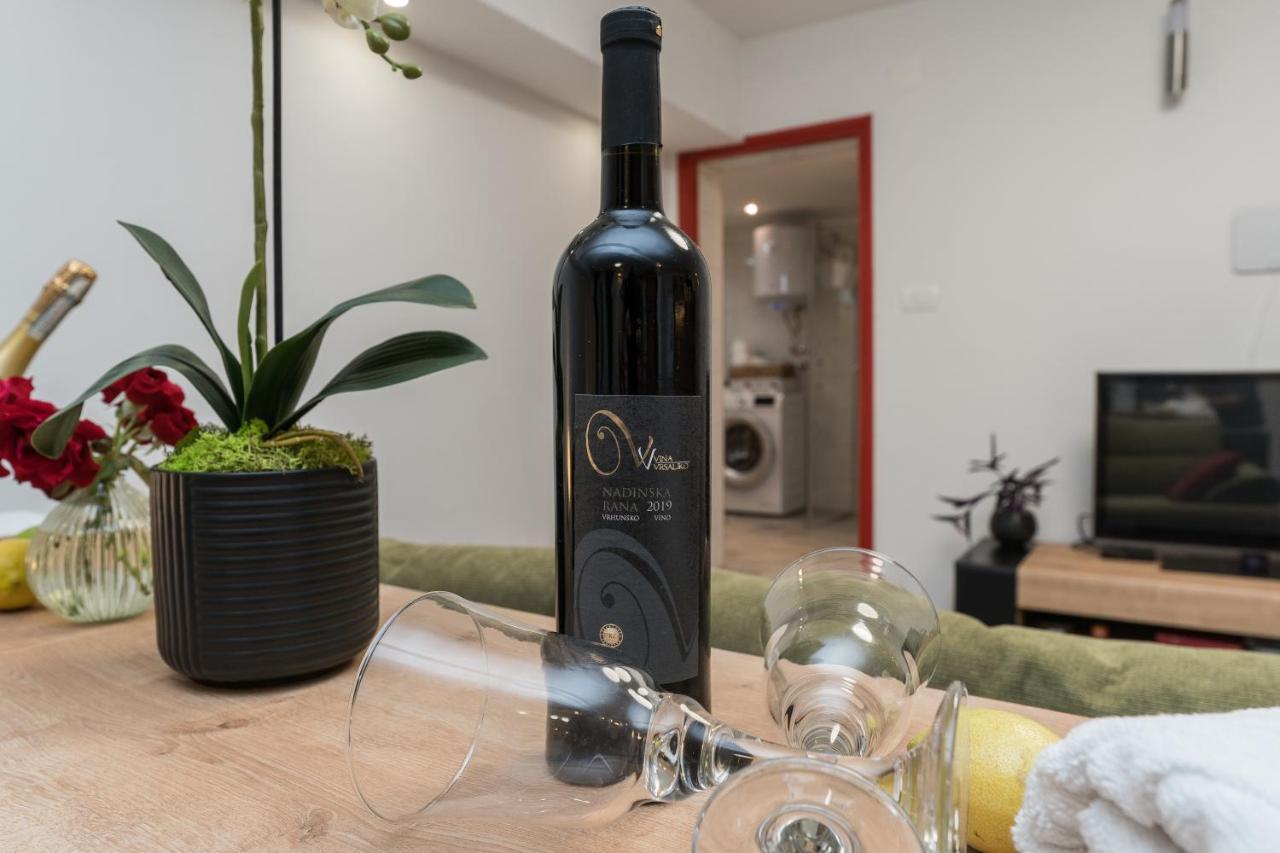 Studio Apartman Mirakul Zadar Exterior foto